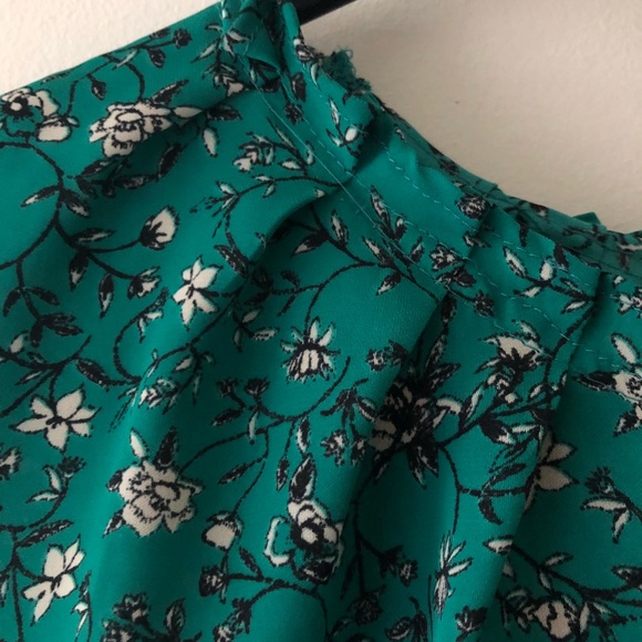 LC Lauren Conrad Green Cap Sleeve Blouse - Picture 3 of 8